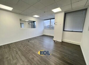 Local d’activités dans La Courneuve à louer Photo intérieure– Image 1 sur 5