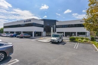 1800 E Lambert Rd, Brea, CA à louer Photo de l’immeuble– Image 1 sur 8