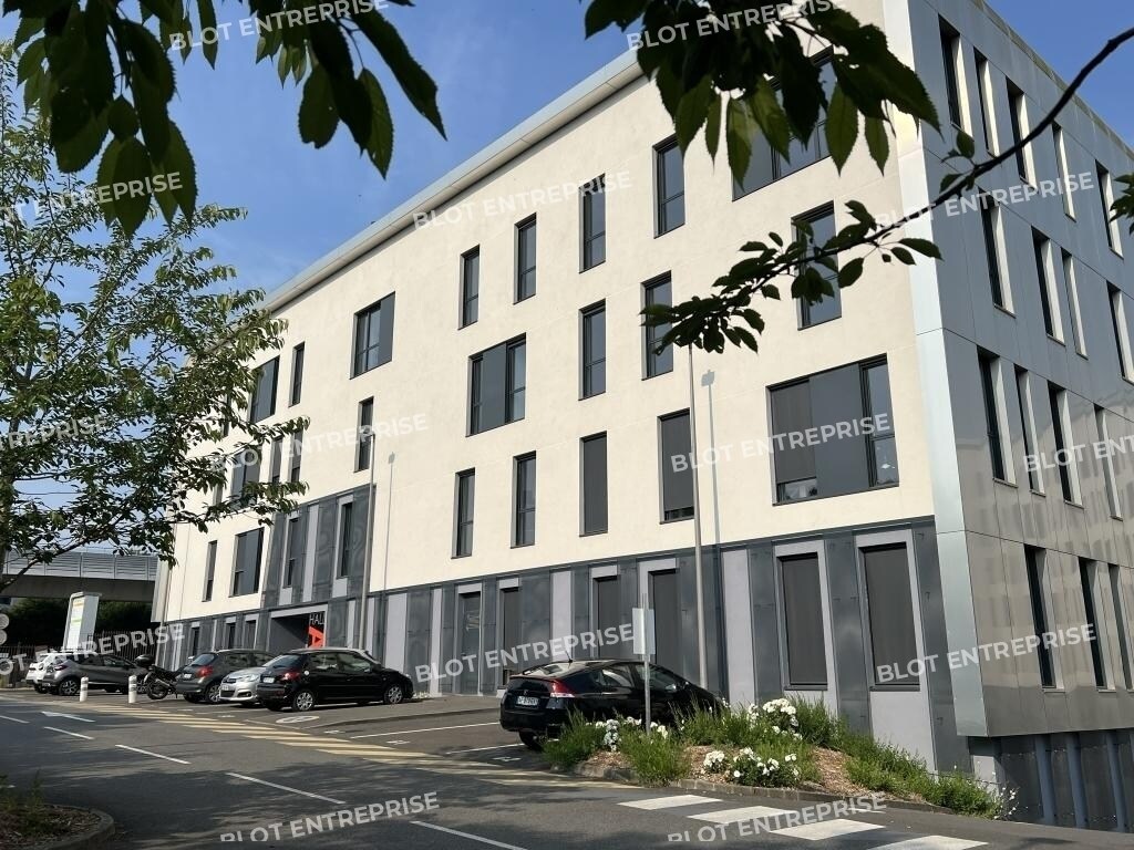 Bureau dans Cesson-Sévigné à louer Photo de l’immeuble– Image 1 sur 5