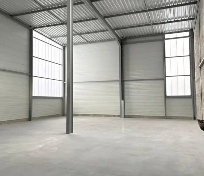 Bureau dans OULLINS-PIERRE-BÉNITE à louer - Photo intérieure – Image 1 sur 5