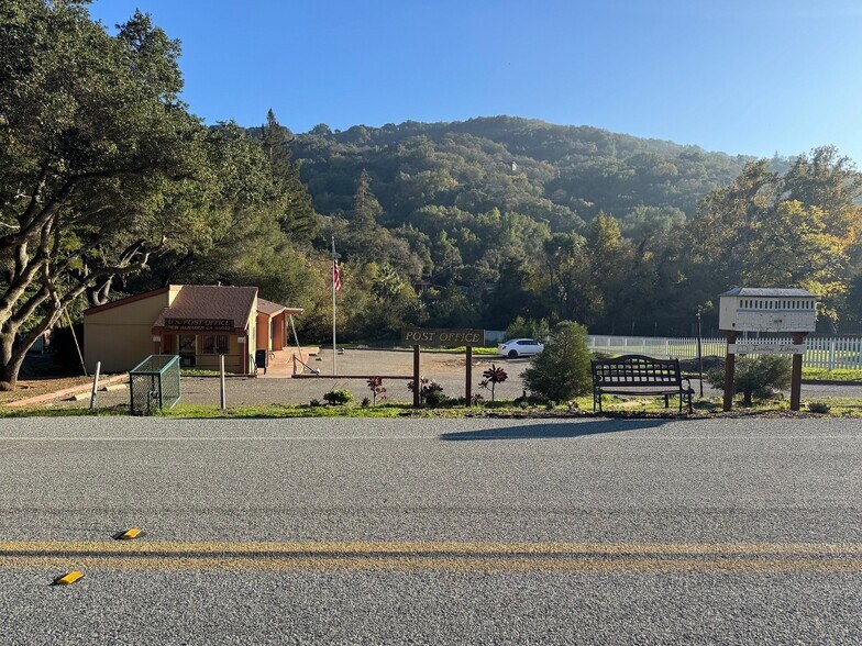 21300 Almaden Rd, San Jose, CA à vendre - Photo de l’immeuble – Image 1 sur 12