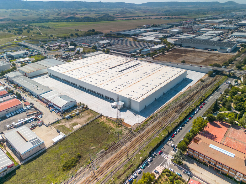 Autovía A-2, Azuqueca de Henares, Guadalajara à louer - Photo de l’immeuble – Image 3 sur 27