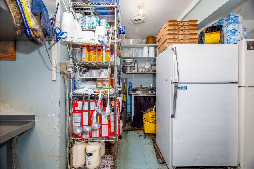 215 E State St, Morocco, IN à vendre - Photo de l’immeuble – Image 2 sur 17