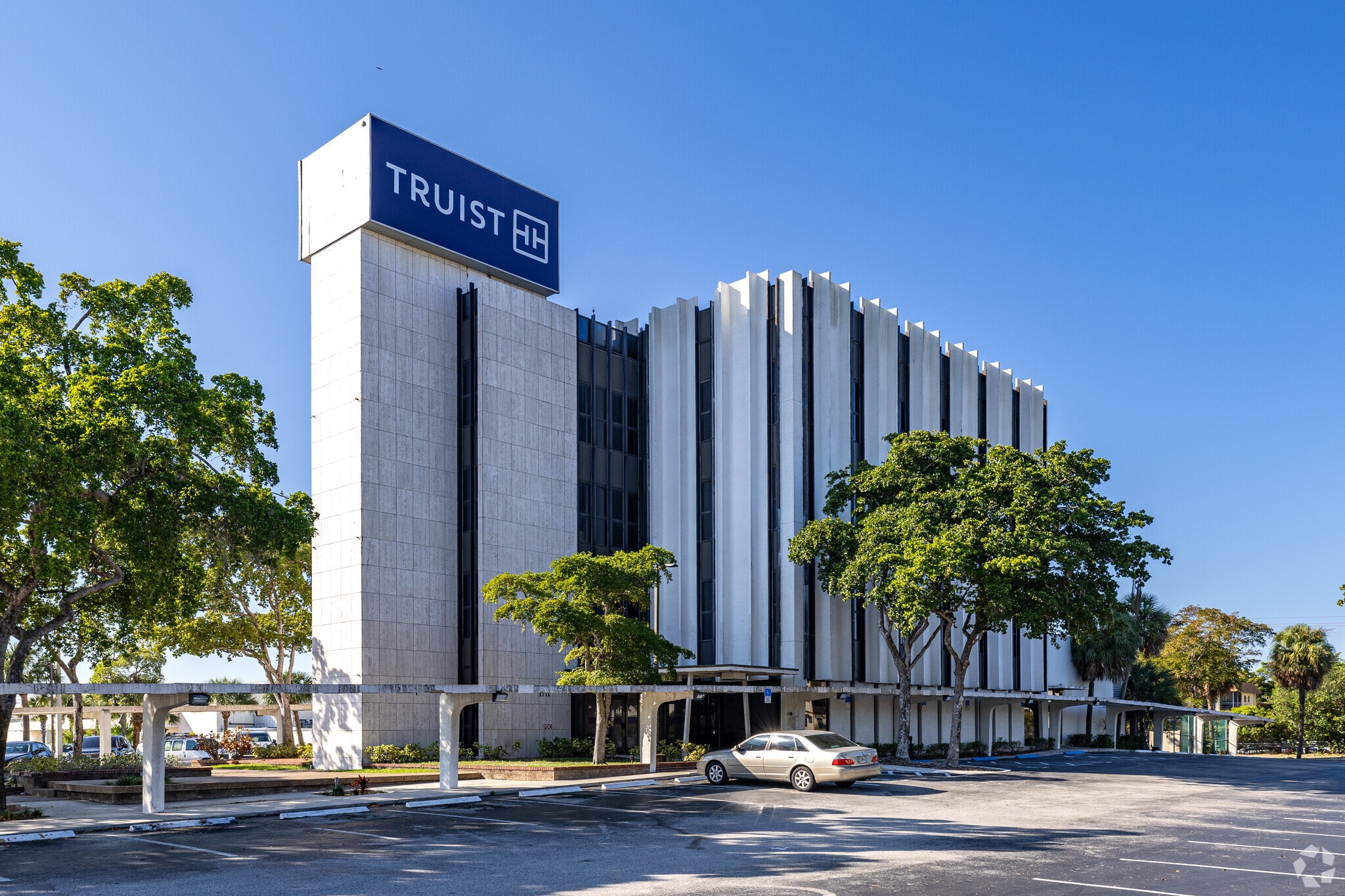 1771 N State Road 7, Fort Lauderdale, FL à vendre Photo principale– Image 1 sur 32