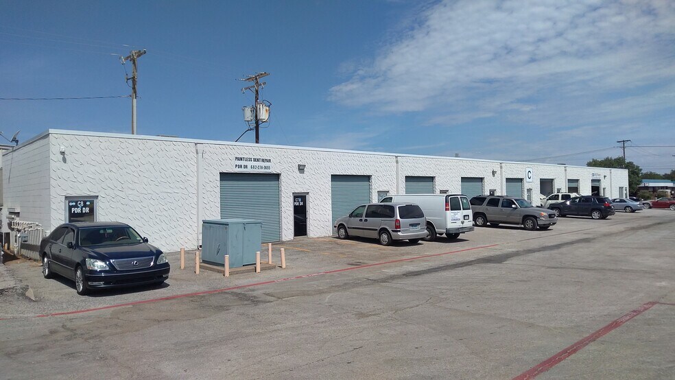 2026 Pioneer Pky W, Arlington, TX à louer - Photo de l’immeuble – Image 3 sur 7