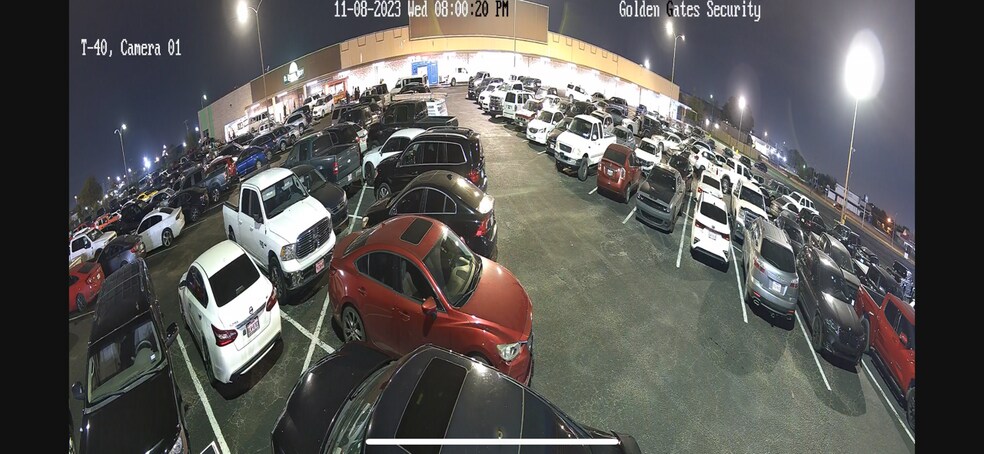 Felix Shopping Center portefeuille de 3 biens à vendre sur LoopNet.fr - Photo de l’immeuble – Image 2 sur 8
