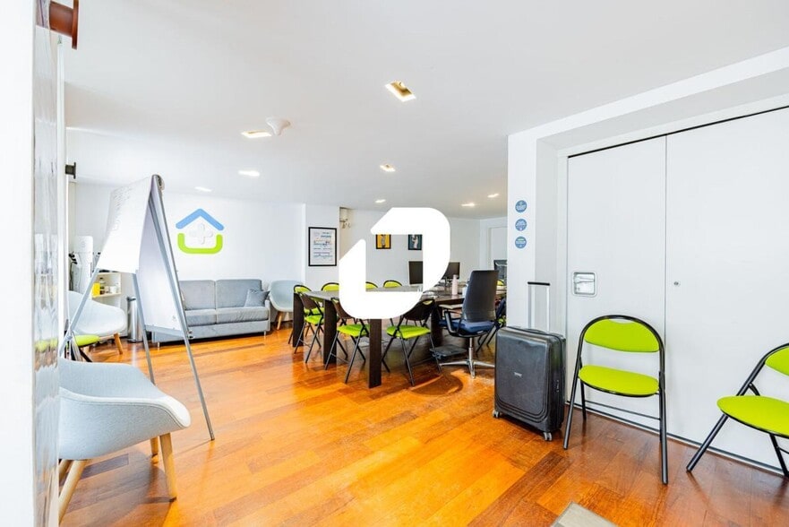 8 Rue Du Jour, Paris à louer - Photo de l’immeuble – Image 3 sur 16