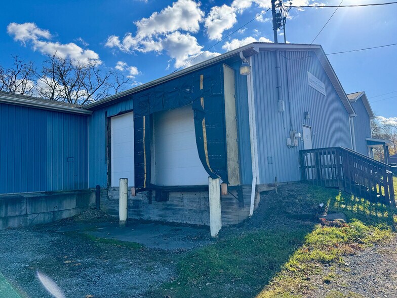 101 Randolph St, Wayne, PA à vendre - Photo de l’immeuble – Image 2 sur 7