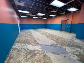 4102 34th St S, Saint Petersburg, FL à louer Photo intérieure– Image 1 sur 5