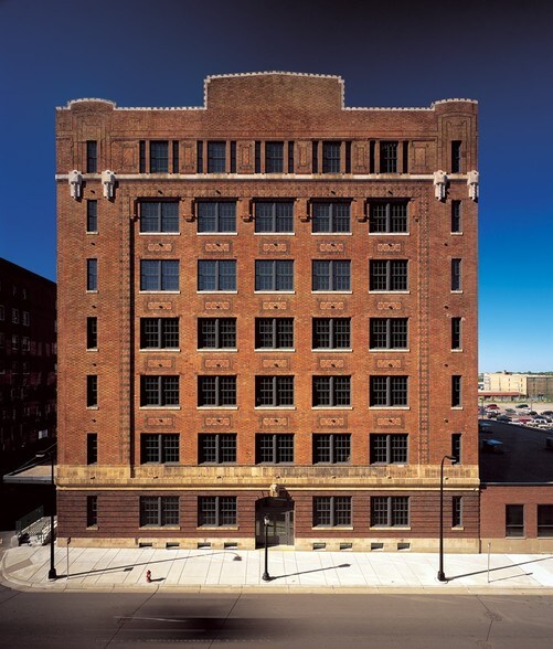 701 Washington Ave N, Minneapolis, MN à louer - Photo de l’immeuble – Image 3 sur 8