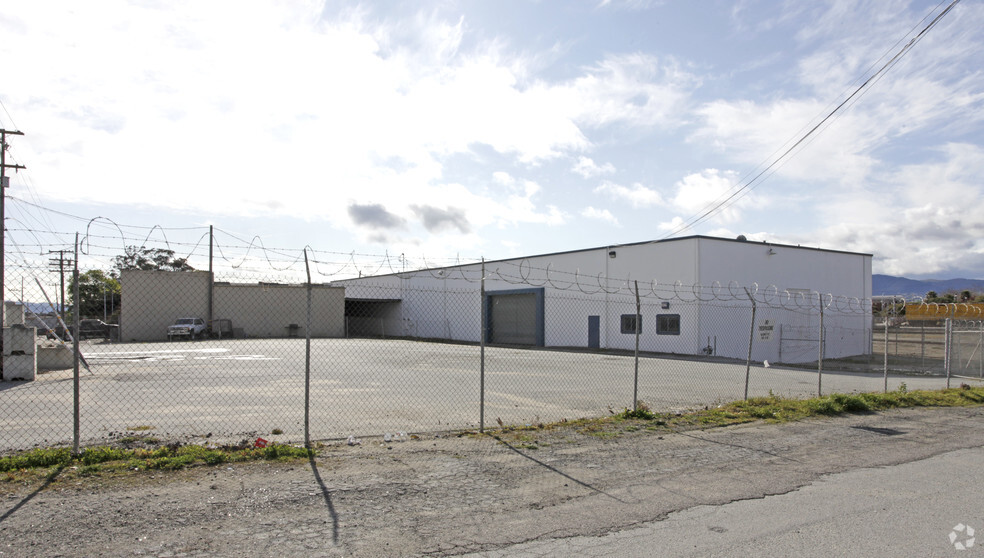 45 N Main St, Salinas, CA à vendre - Photo de l’immeuble – Image 3 sur 4