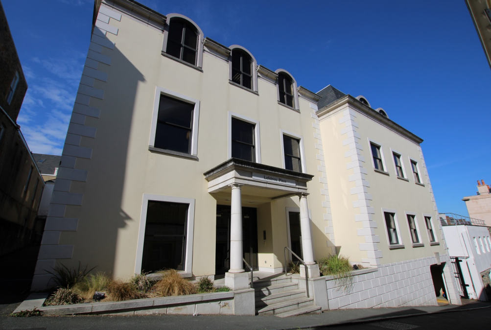 Lefebvre St, Guernsey à louer Photo de l’immeuble– Image 1 sur 2