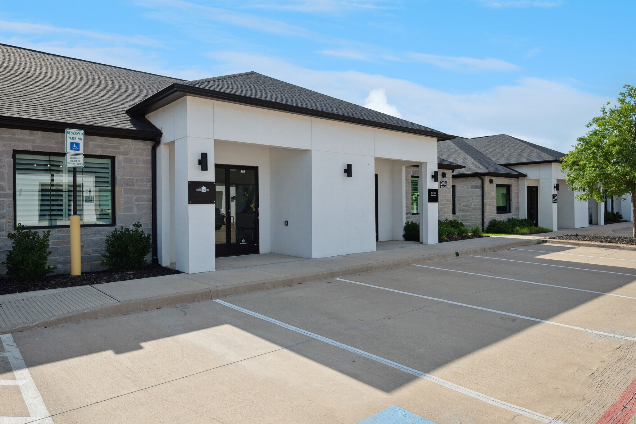 2001 Auburn Hills Pky, McKinney, TX à vendre Photo principale– Image 1 sur 21