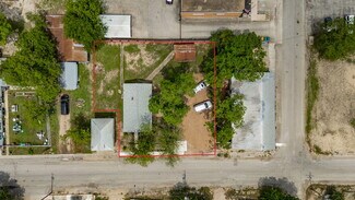 Plus de détails pour 1205 Lorenzo St, Castroville, TX - Bureau à vendre