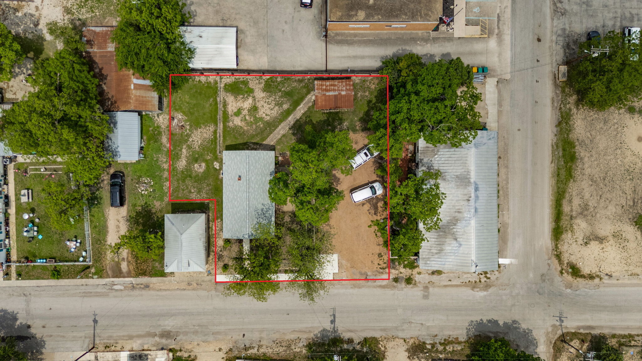 1205 Lorenzo St, Castroville, TX à vendre Photo principale– Image 1 sur 23