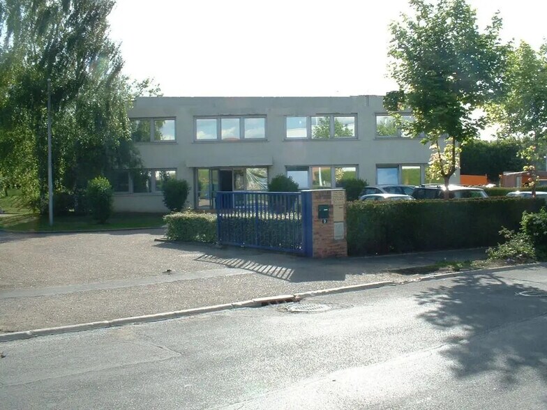 Bureau dans Herblay-sur-Seine à louer - Photo de l’immeuble – Image 1 sur 5