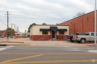 Plus de détails pour 1021 NW 6th St, Oklahoma City, OK - Bureau à vendre