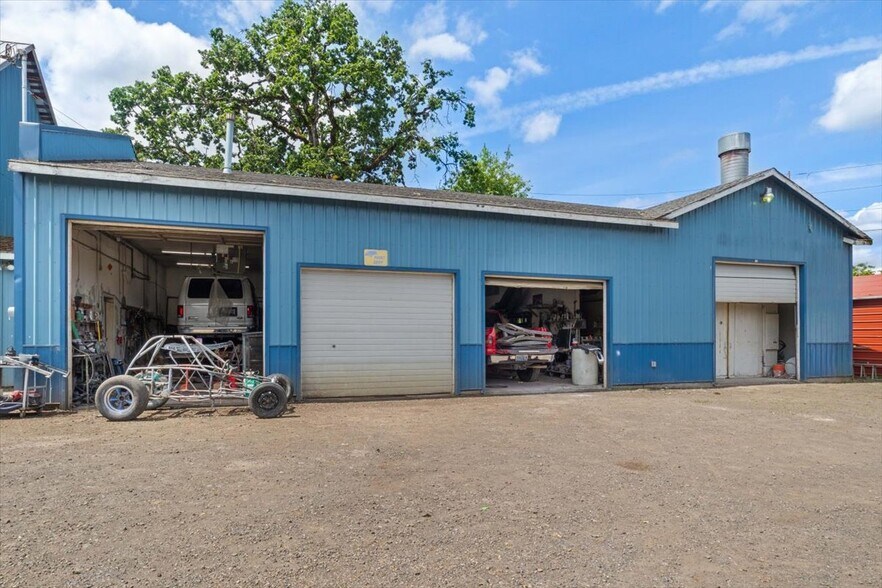 13780 S Macksburg Rd, Molalla, OR à vendre - Photo de l’immeuble – Image 3 sur 21