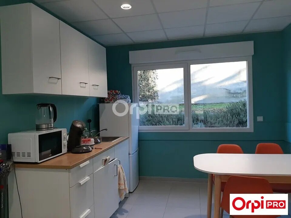 Bureau dans Saint-Marcel-lès-Valence à louer Photo de l’immeuble– Image 1 sur 7