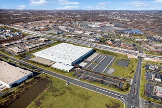 10000 Franklin Square Dr, Nottingham, MD à louer Photo de l’immeuble– Image 1 sur 1