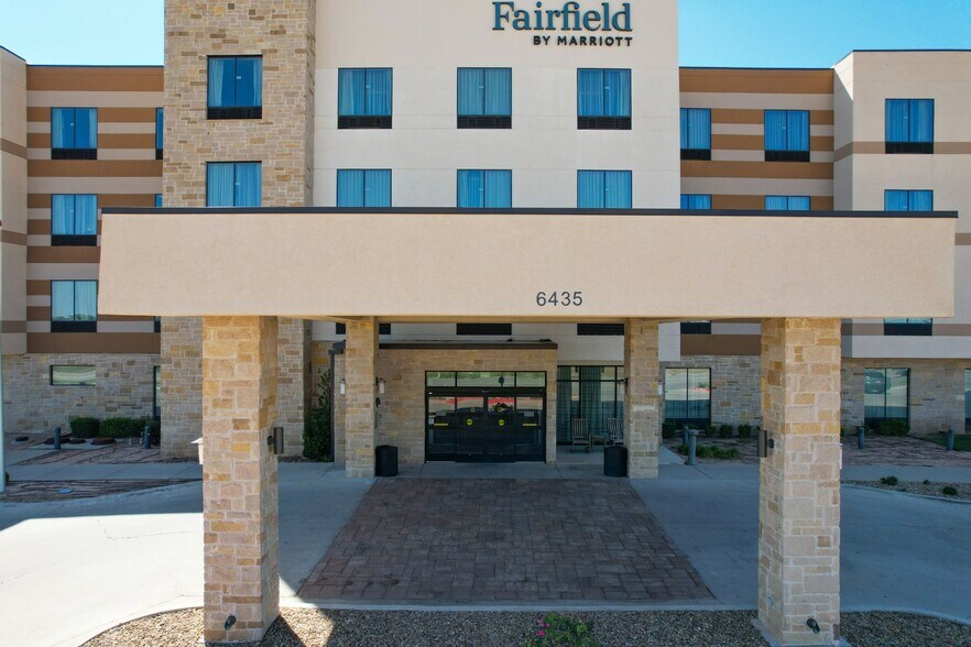 6435 50th St, Lubbock, TX à vendre - Photo de l’immeuble – Image 3 sur 19