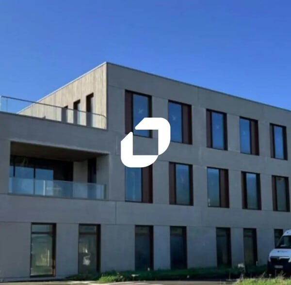 Local d'activités dans Anzin à vendre - Photo de l’immeuble – Image 2 sur 4