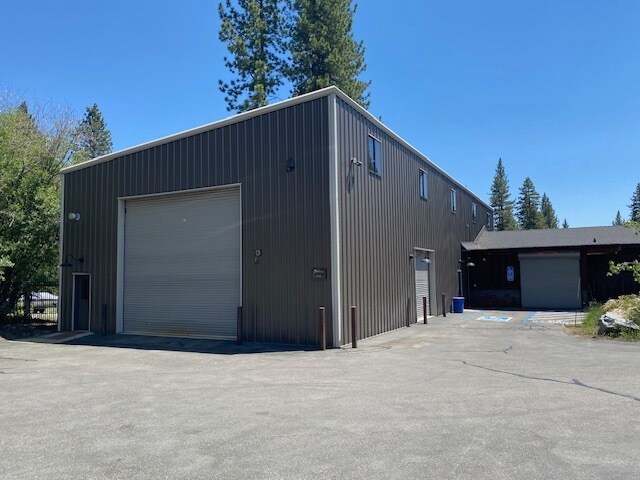 540 National Ave, Tahoe Vista, CA à louer - Photo de l’immeuble – Image 2 sur 23