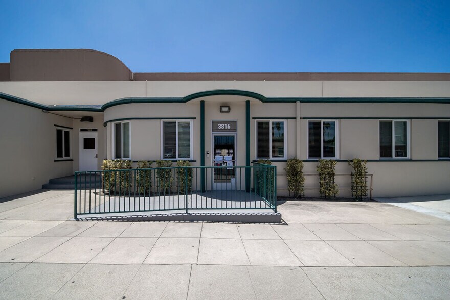 4205-4241 Market St, Riverside, CA à louer - Photo de l’immeuble – Image 2 sur 5