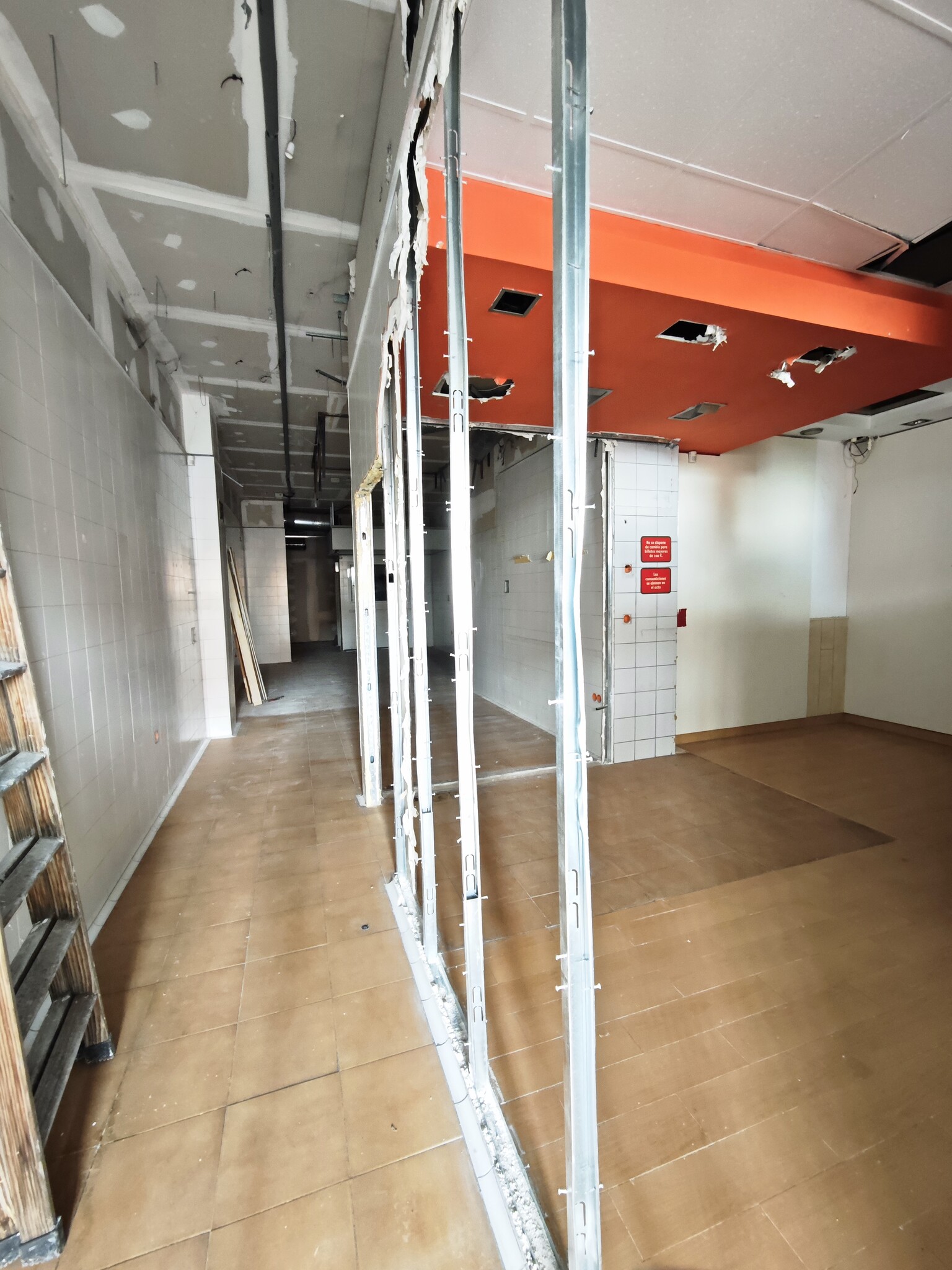 Local commercial dans Valdemoro, Madrid à louer Plan d’étage– Image 1 sur 24