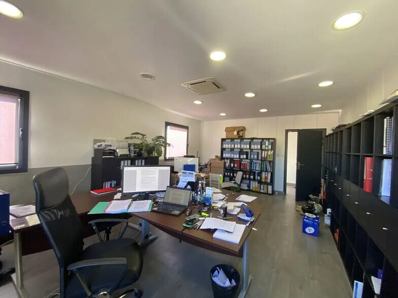 1900 Avenue Jean Pallet, Velaux à louer - Photo de l’immeuble – Image 2 sur 8