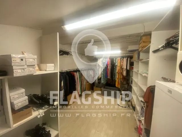Local commercial dans Nanterre à louer - Photo de l’immeuble – Image 2 sur 7