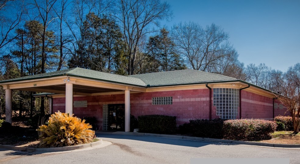 528 Valley Hill Rd SW, Riverdale, GA à vendre - Photo principale – Image 1 sur 11