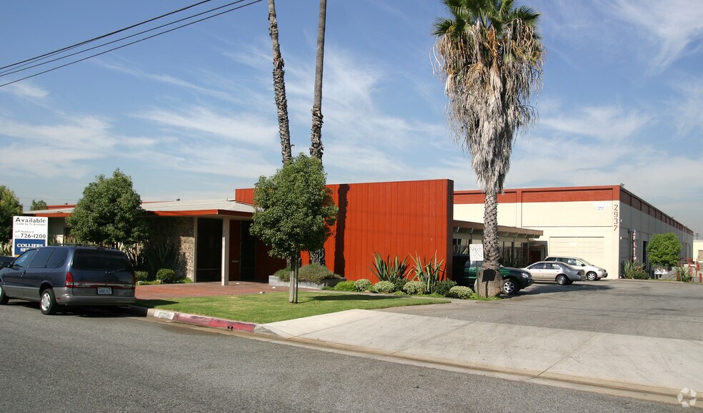 2933 Vail Ave, Commerce, CA à louer - Photo de l’immeuble – Image 3 sur 10