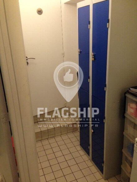 Local commercial dans Paris à vendre - Photo de l’immeuble – Image 1 sur 4