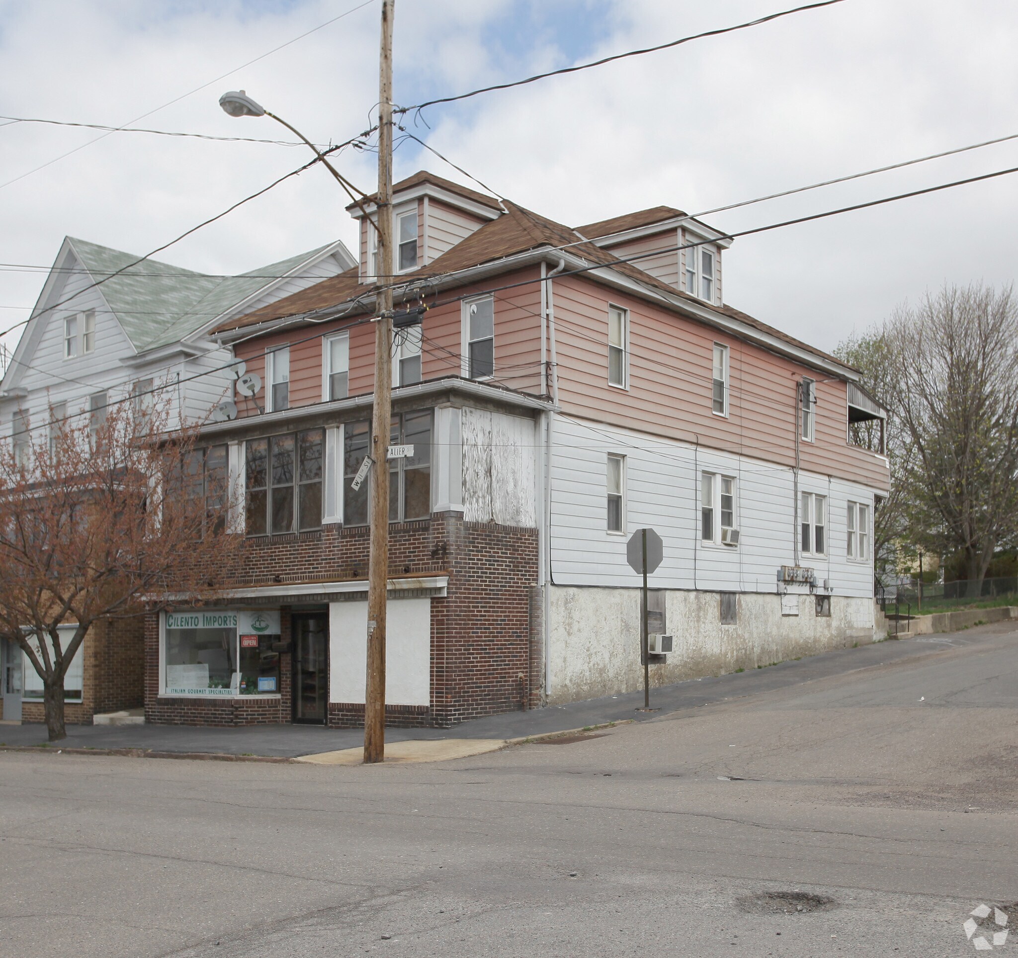 721-723 Alter St, Hazleton, PA à vendre Photo principale– Image 1 sur 3