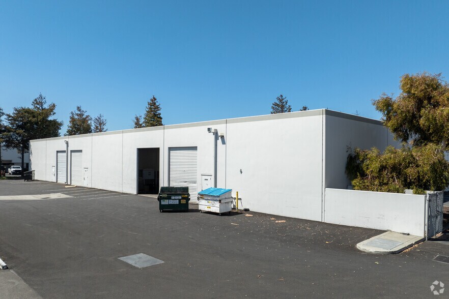 20949-20957 Cabot Blvd, Hayward, CA à louer - Photo de l’immeuble – Image 3 sur 4