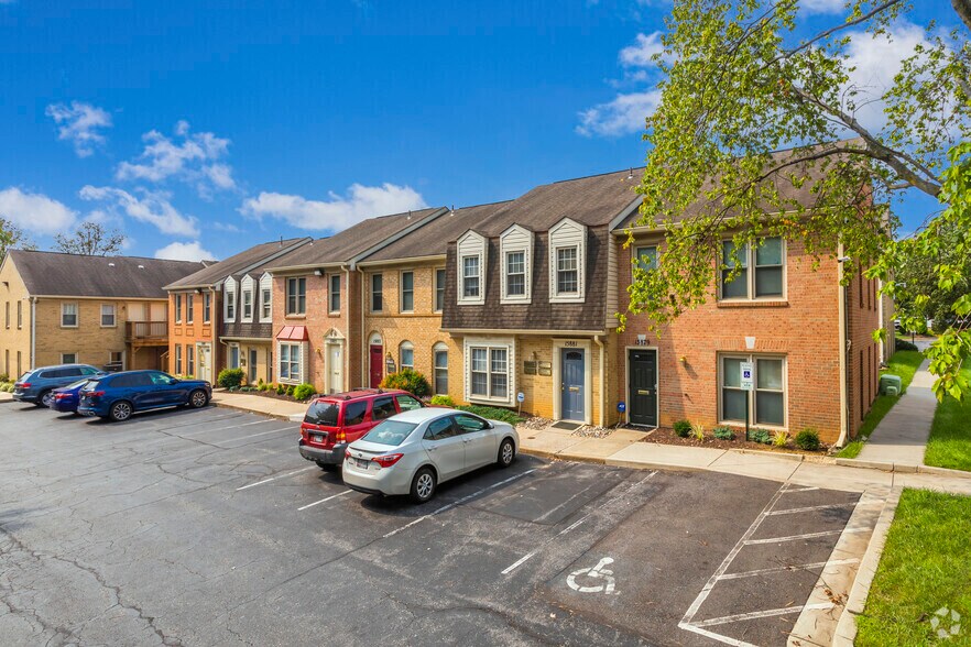 15879-15889 Crabbs Branch Way, Derwood, MD à louer - Photo de l’immeuble – Image 2 sur 4