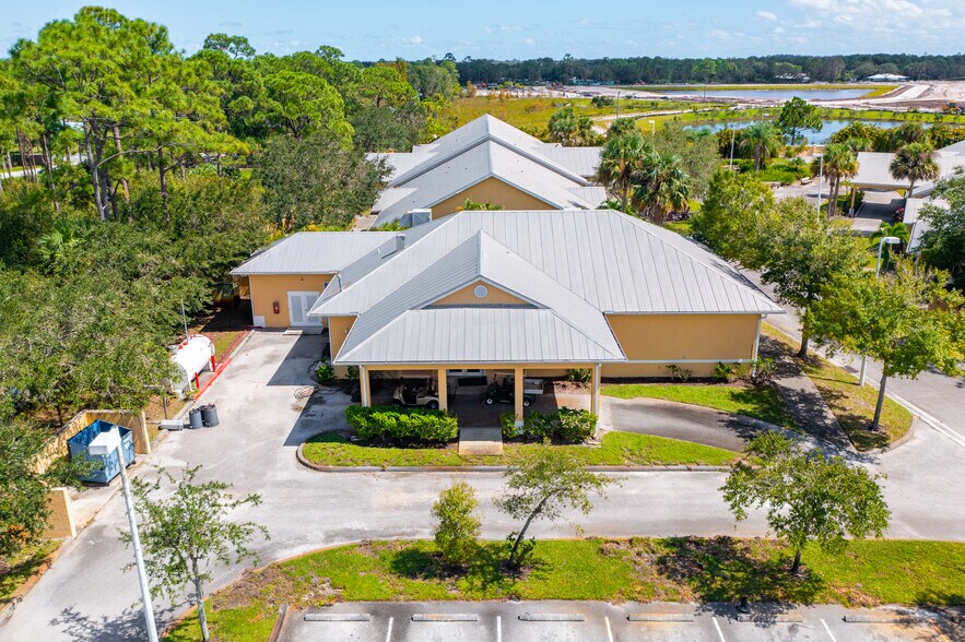3451-3463 W Midway Rd, Fort Pierce, FL à vendre - Photo de l’immeuble – Image 3 sur 16