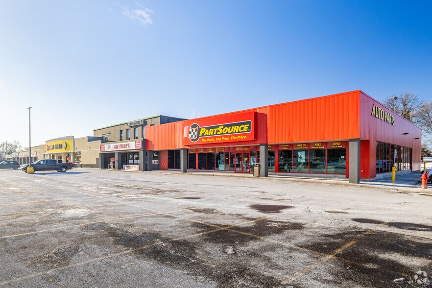 1508-1518 Merivale Rd, Nepean, ON à louer - Photo principale – Image 1 sur 3