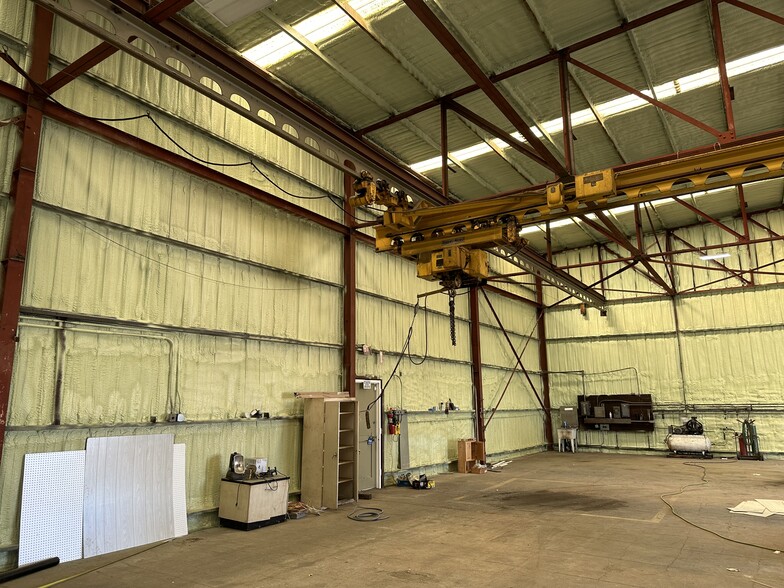 4300 Evora Rd, Pittsburg, CA à louer - Photo de l’immeuble – Image 3 sur 9