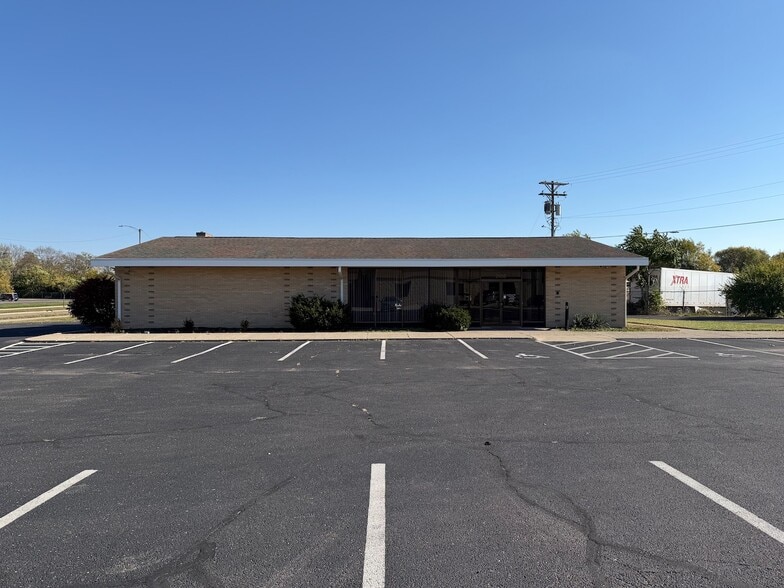 2455 Stanley Ave, Dayton, OH à vendre - Photo de l’immeuble – Image 2 sur 32