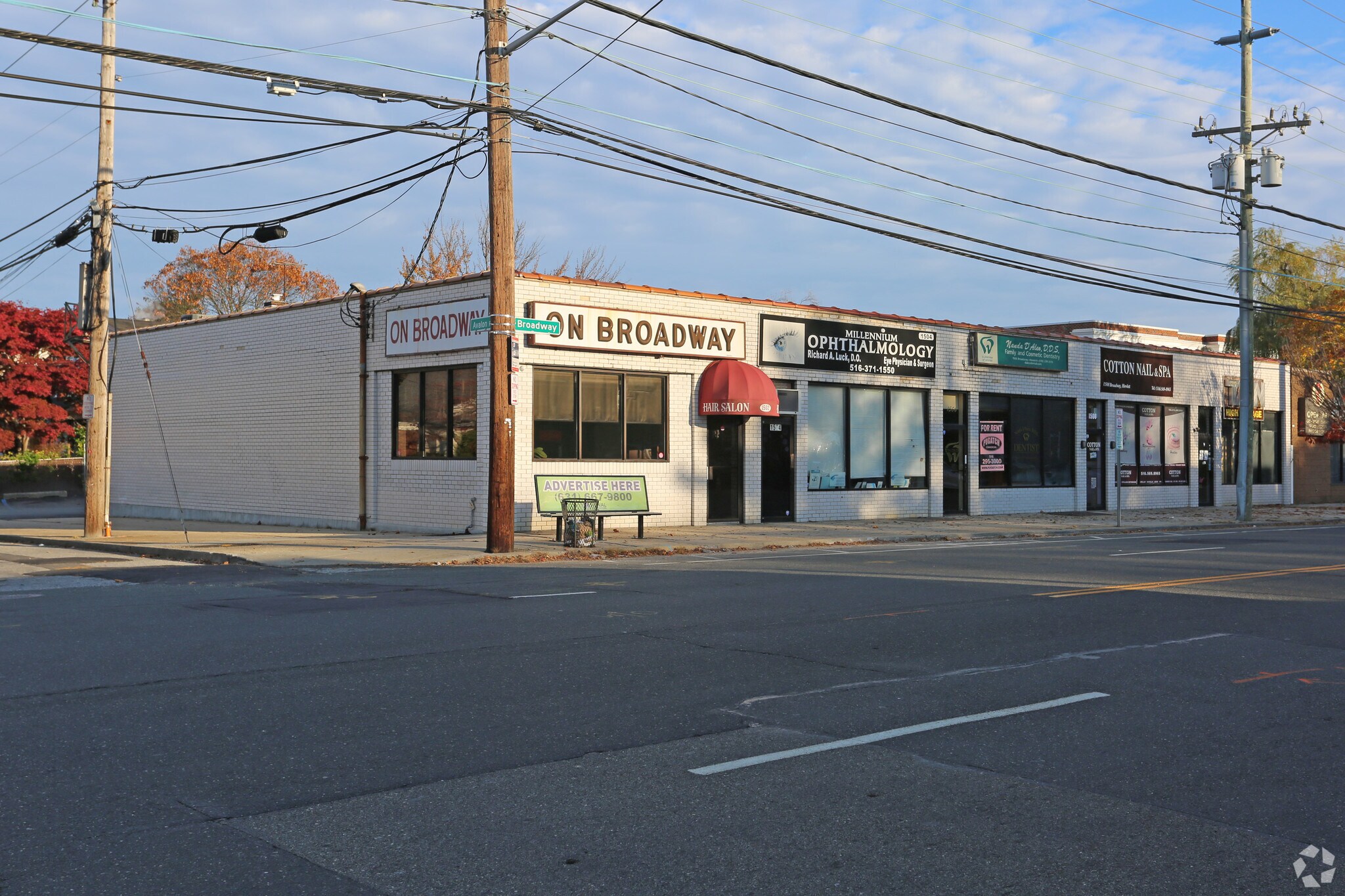 1502-1510 Broadway, Hewlett, NY à louer Photo principale– Image 1 sur 5