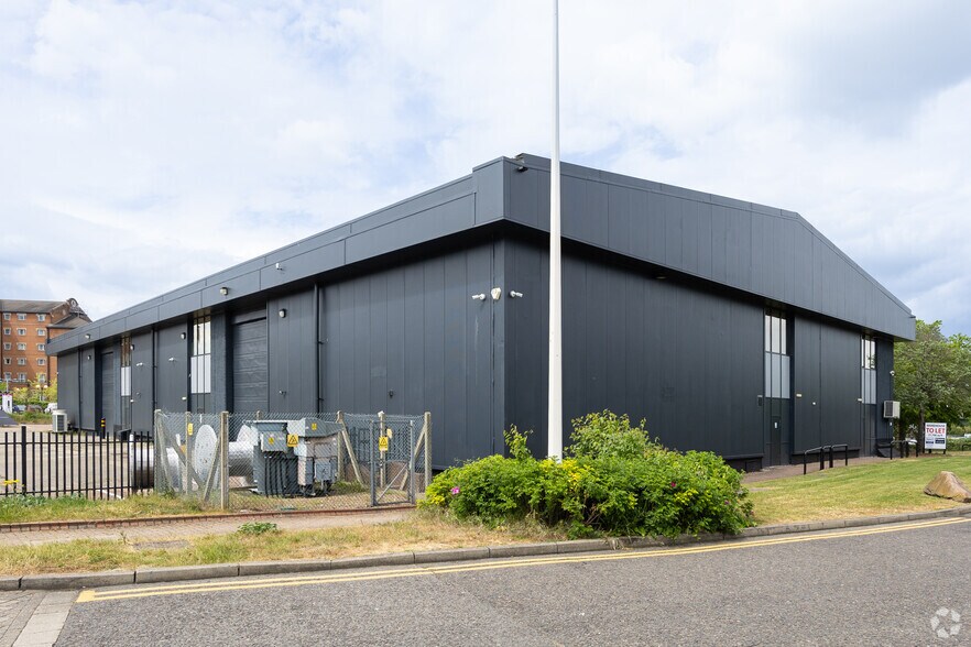 Masthead Industrial Estate, Dartford à louer - Photo de l’immeuble – Image 2 sur 9