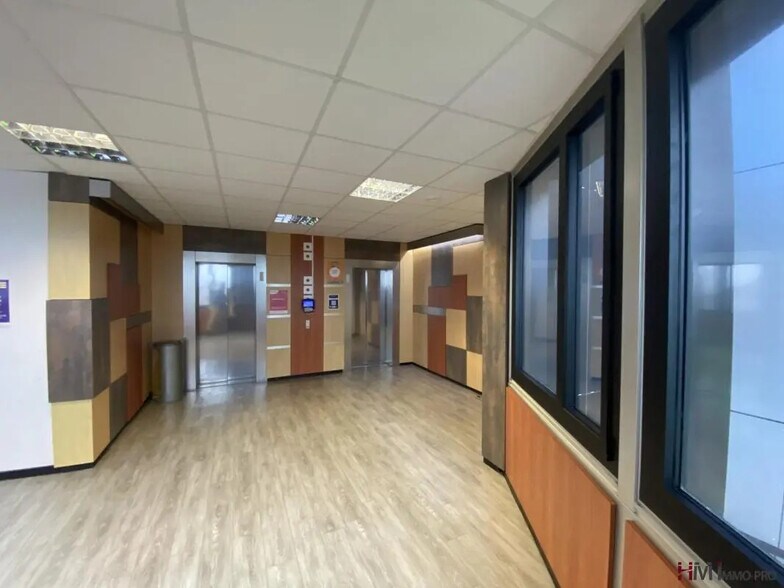 Bureau dans Le Havre à louer - Photo de l’immeuble – Image 3 sur 6