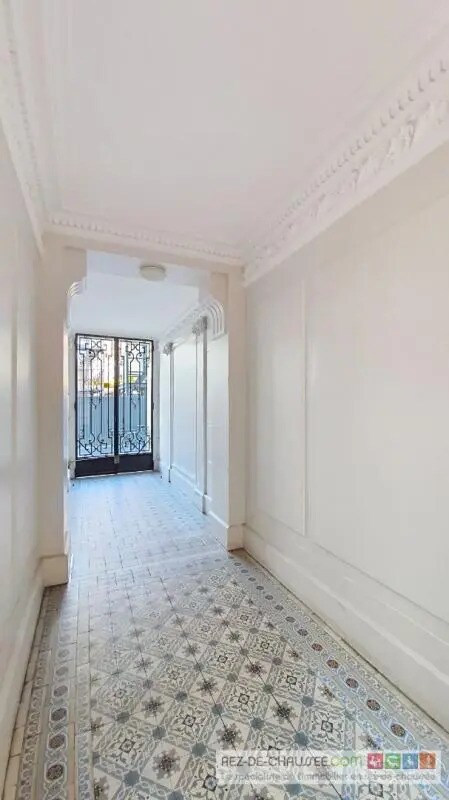 Bureau dans Paris à vendre Hall d’entrée– Image 1 sur 11