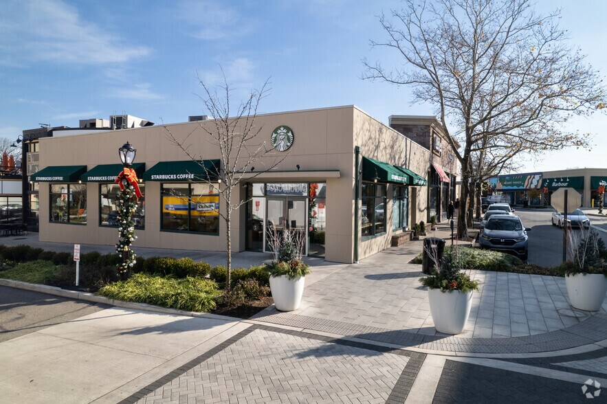 6 Coulter Ave, Ardmore, PA à louer - Photo de l’immeuble – Image 2 sur 33