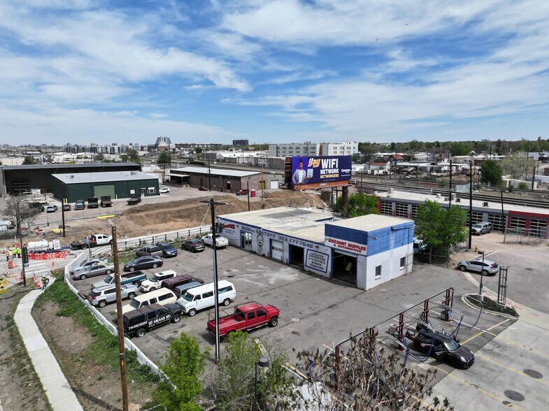 1600 S Santa Fe Dr, Denver, CO à louer - Photo principale – Image 1 sur 16