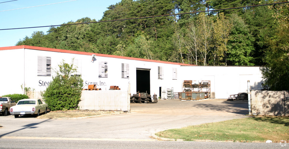 230 W Valley Ave, Homewood, AL à louer - Photo de l’immeuble – Image 3 sur 14