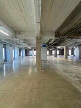 523 W 6th St, Los Angeles, CA à louer Photo intérieure– Image 2 sur 3