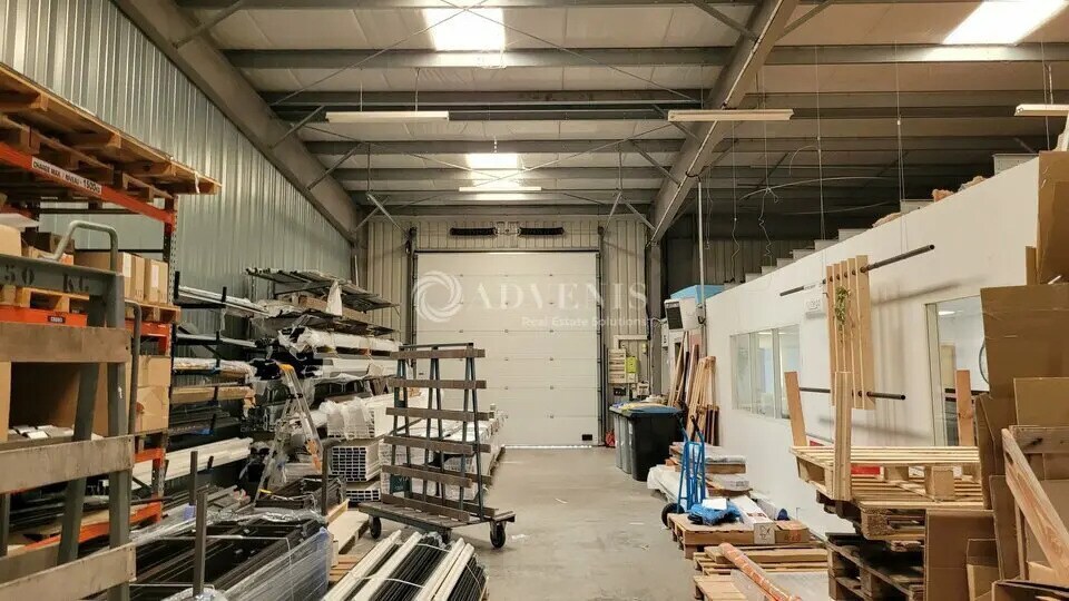 Local d’activités dans Thouaré-sur-Loire à louer - Photo de l’immeuble – Image 3 sur 5